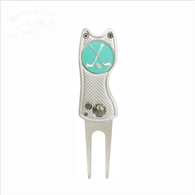 Metal divot tool