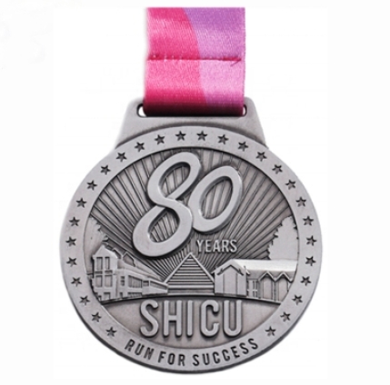 custom medallion.jpg