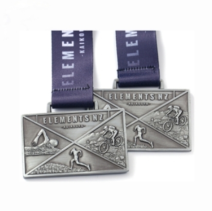 custom race medals.jpg